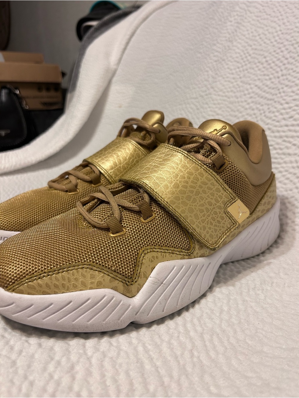 Jordan Kids Metallic Gold Strap Sneakers